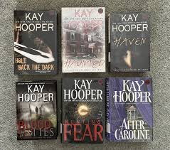 Lot Kay Hooper Bishop Special Crime Unit HC Hold Hanted Haven Blood Fear  Carolin