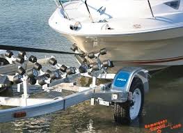 Diabolo Et Galet Pour Remorque Porte Bateau Sur Http Remorques Discount Com Fr Http Bit Ly 1u4toeg Remorque Bateau Remorques