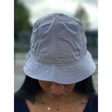 Readucem gustul autentic al dulcelui bun produs din ingrediente. Bob De Pluie Impermeable