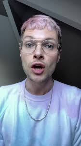 This weeks guest is the very passionate Lulu Quirk who at just 18 has  already landed some amazing roles in some great home grown series such as  Born to Spy, Frayed and