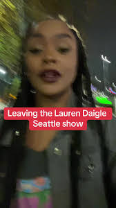 Anna Daigle's Instagram, Twitter & Facebook