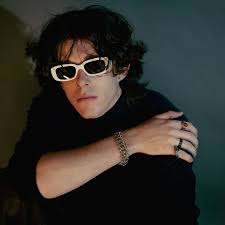 my debut ep '2005' is finally out. i don't even know what to say- this EP  has been the centre of my life for almost a year now. When the idea of