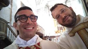 Proprio dell'Amore è abbassarsi!" Ordinazione sacerdotale e prima Messa di  P. Francesco Conte