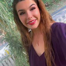 Antoher spaw sunday 😇 It's my favorite time of the weekend 🧘🏽‍♂️ and  oops I fell asleep again 😅 #dogs #labrador #massage #cute #spa #dogmom