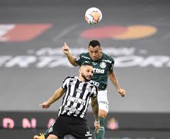 El partido, disputado en una tarde muy. U7ov9yjlzeq56m