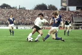 Suiça a final da copa do mundo da fifa 1954 ficou conhecida como o milagre de berna. Em 1974 Em Meio A Guerra Fria A Alemanha Enfrentando A Alemanha O Curioso Do Futebol