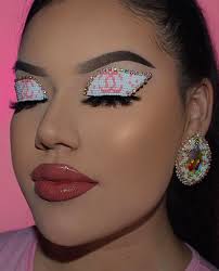 A FASHION STATEMENT❕❕❕❕ Ig: https://bit.ly/3hyUphS