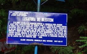 Situata in comuna muereasca, la 25 km de ramnicu valcea, manastirea frasinei are de fapt doua biserici. Mama Monicai Gabor Victima Unui Blestem Stravechi A Urcat Pe Un Munte Interzis Femeilor Adpm