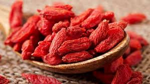 Goji membantu batuk kering yang kronik. 5 Manfaat Goji Berry Untuk Kecantikan Bikin Kulit Awet Muda