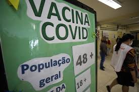 Saiba grupos de idade e quem já pode ser vacinado hoje. Zyzwki4yl 8bym