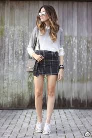 Black And White Checkered Skirt Outfit Summer 7 Non Boring Ways To Wear White Sneakers Glam Radar Skirt And Sneakers Fashion Plaid Skirt Outfit