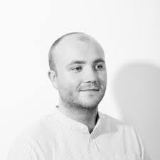 Adam & Eve/DDB creates Twix staring contest for the Super Bowl