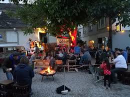 De louer une place de parc ou un garage individuel. Decker Biergarten Picture Of Decker Beer Garage Freiburg Im Breisgau Tripadvisor