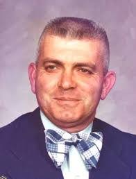 Wade Huff's Instagram, Twitter & Facebook