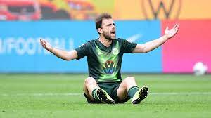 Like many famous people and celebrities, admir mehmedi keeps his personal life private. Vfl Angreifer Admir Mehmedi Fallt Vorerst Aus Kicker