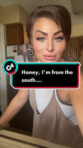 Stephanie Leverett's Instagram, Twitter & Facebook