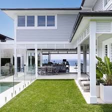 Sydney S Northern Beaches More Beach House Design Facade House Beach House Exterior