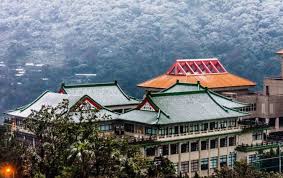 Yǔyán xuéyuàn), has the main aim of teaching the chinese language and culture to foreign students. 2018ä¸­åœ‹æœ€ç¾Žå¤§å­¸æŽ'è¡Œæ¦œ å°ç£çš„æ–‡åŒ–å¤§å­¸è¢«æŠ•é€²äº†å‰åå