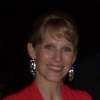 Heidi Neuffer's Instagram, Twitter & Facebook