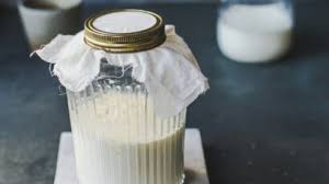(caséologie) produit résiduel de l'écrémage du lait. Que Faire Avec Du Petit Lait Nos Idees Recettes Femme Actuelle Le Mag