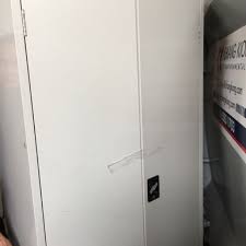 Shenandoah makes cabinetry more affordable with a quality that holds up over time. Used Metal Cabinet Furniture Shelves Drawers On Carousell