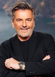 Good morning 🙂 Wishing all of you lovely start of weekend with wonderful  romantic mood, sunny weather and magical voice of our beloved Thomas ❤️ May  your the most cherished dreams come true 👍💗💕