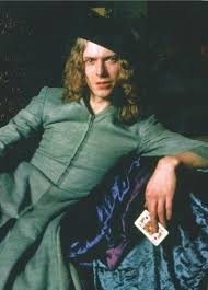 Vezzipuss Tumblr Com David Bowie The Man Who Sold The World Circa 70 Hombres Hermosos Iconos De Estilo Bowie