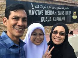 Biar pun jiwa akan tersiksa ikhlas dan rela asal kau bahagia. Admin Ewarta Mara Page 99