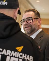 When I underline a lot while reading… that usually says everything. And  Built to Serve by Evan Carmichael earned plenty of underlines. I've always  believed this: it's not enough to read