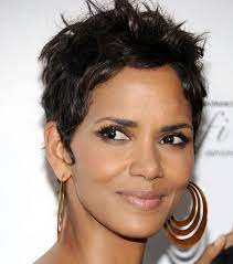 Check spelling or type a new query. Cheveux Courts Comment Adopter La Tendance Coupe Courte Et Coiffure A La Garconne Halle Berry Hairstyles Short Hair Styles Short Hair Styles 2014