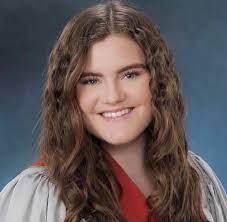 Jasmine Chandra's Instagram, Twitter & Facebook