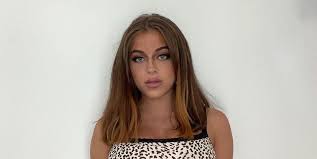 This list of celebrities is loosely sorted by popularity. The Most Famous Girls On Tiktok Right Now Most Followed Tiktokers