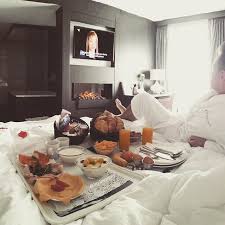 Pin By Yolanda Yu On Mornings Luxury Breakfast In Bed Luxe Life