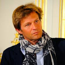 Ce vendredi 31 juillet, on a pu découvrir sur instagram une rare photo du célèbre couple formé par alice taglioni et laurent delahousse. Laurent Delahousse Devoile Une Rare Et Tendre Photo De Sa Fille Femme Actuelle Le Mag