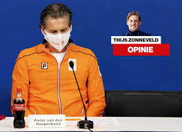 De ridders dragen een kruis van de orde aan een lint van drie vingers breed op hun linkerborst of, bij dames die niet in uniform zijn, aan een strik. Opinie Thijs Zonneveld Telkens Weer Veegt Van Den Hoogenband Lachend Zijn Eigen Straatje Schoon Olympische Spelen Ad Nl