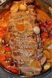 Un Des Classiques De La Cuisine Plat Familial Convivial Chaleureux Et Surtout Tres Facile A Recette Roti De Boeuf Recette Plat Familial Roti De Bœuf Au Four