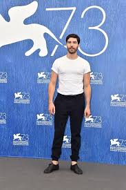 Tahar rahim, a handsome leading man from france, showed tremendous crossover power with a prophet (2009), a gritty crime film that earned tahar rahim was born on july 4, 1981 in belfort, france. Tahar Rahim Shirtless Gay Or Girlfriend Hot French Hunk