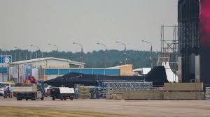 Russia's new fighter has obvious stealth qualities. Ltbdjnntsydoim