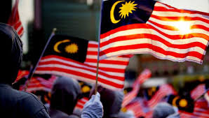 Ibu kota pemerintahan malaysia berada di kota putrajaya, sedangkan pusat ekonominya. Realiti Sebenar Jumlah Penduduk Malaysia Yang Jarang Diperkatakan Iluminasi
