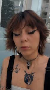 Engaging Phone Conversations in Outdoor Settings