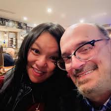 Which Tom and Jerry era is preferred, Hanna Barbera or Chuck Jones?