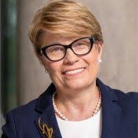 Erin Biddle's Instagram, Twitter & Facebook