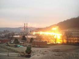 Spectacular Controlled Demolition Of Ohio River Bridge Ohio River Ohio Travel East Liverpool Ohio