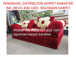 Kasur karpet karakter murah ini berbahan dasar rasfur (bahan yang sering digunakan pada boneka kelas atas) dan isi bantal adalah dacron ( bahan yang sering digunakan untuk mengisi bantal, boneka) lapisan dasar karpet pu leather dan bahan totol/bintik dan lapisan dalam dengan busa yang berkwalitas baik. Promo 62 8131 830 1491 Pengrajin Distributor Karpet Karakter Rasfur