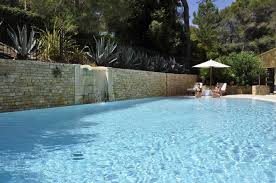 Hotel Avec Piscine Et Parking A Sophia Antipolis Hotel Omega Valbonne