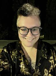 Happy Sunday! Say something nice to your community…