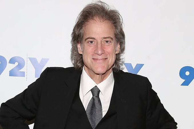 Curb Your Enthusiasm' Honors Richard Lewis After His Death