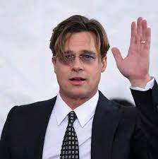 I need a kiss 💋 from a wonderful lady who cares about my feelings ❤️❤️❤️  to my future wife. I know u see my post, and i wish i could receive. I