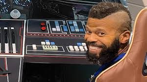 Justin Bolger's Instagram, Twitter & Facebook