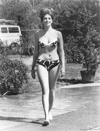 Gina lollobrigida is an italian actress, photojournalist, and sculptor who has a net worth of $20 million. Gina Lollobrigida In 1950 S Body Measurements Height Weight Body Shape Ethnicity Breasts Waist Hips Size All Facts